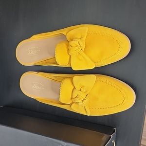 New G.H. Bass mules size 7.5